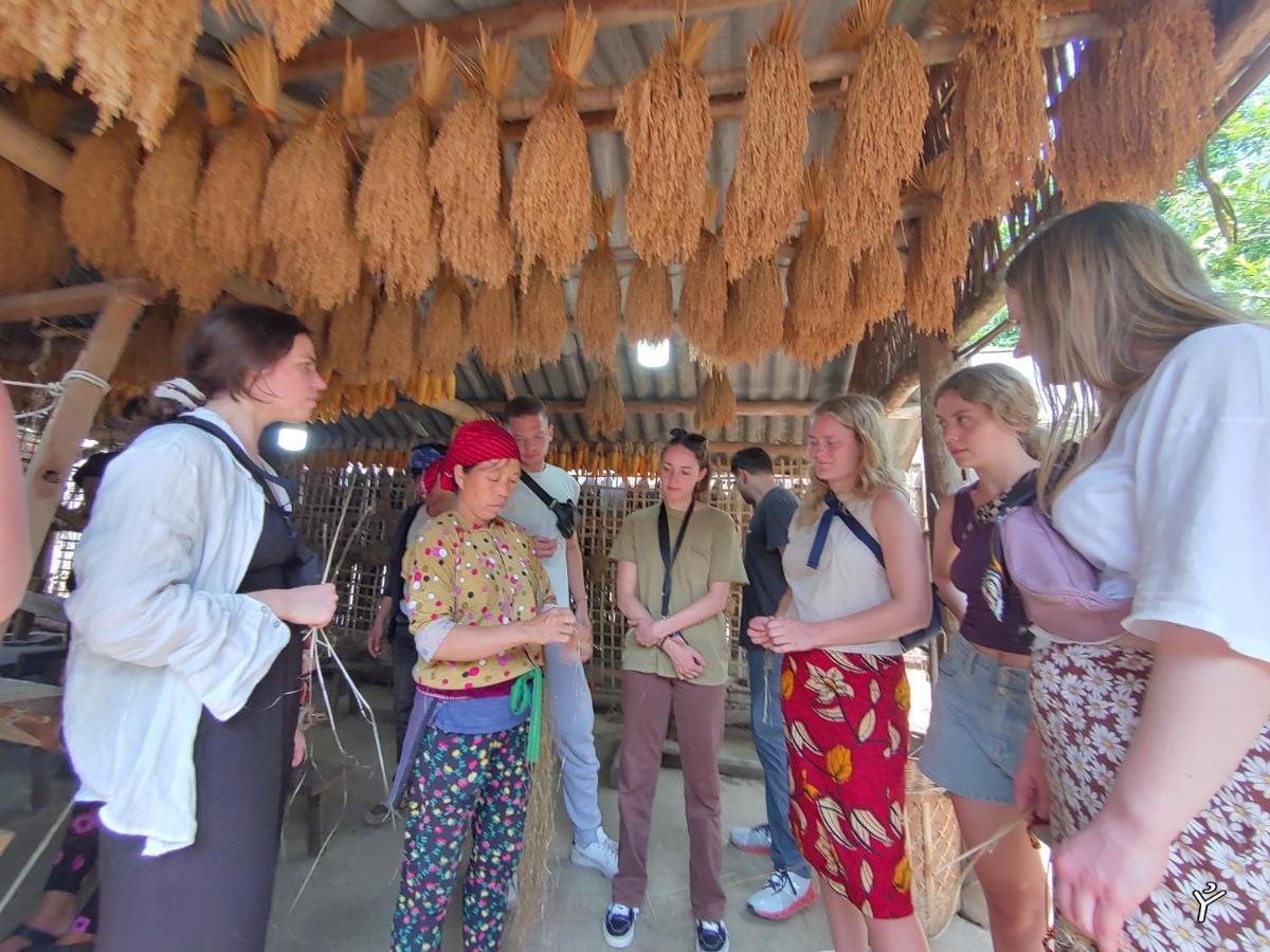 Ha Giang Lotus Hostel Motorbikes Tours Εξωτερικό φωτογραφία