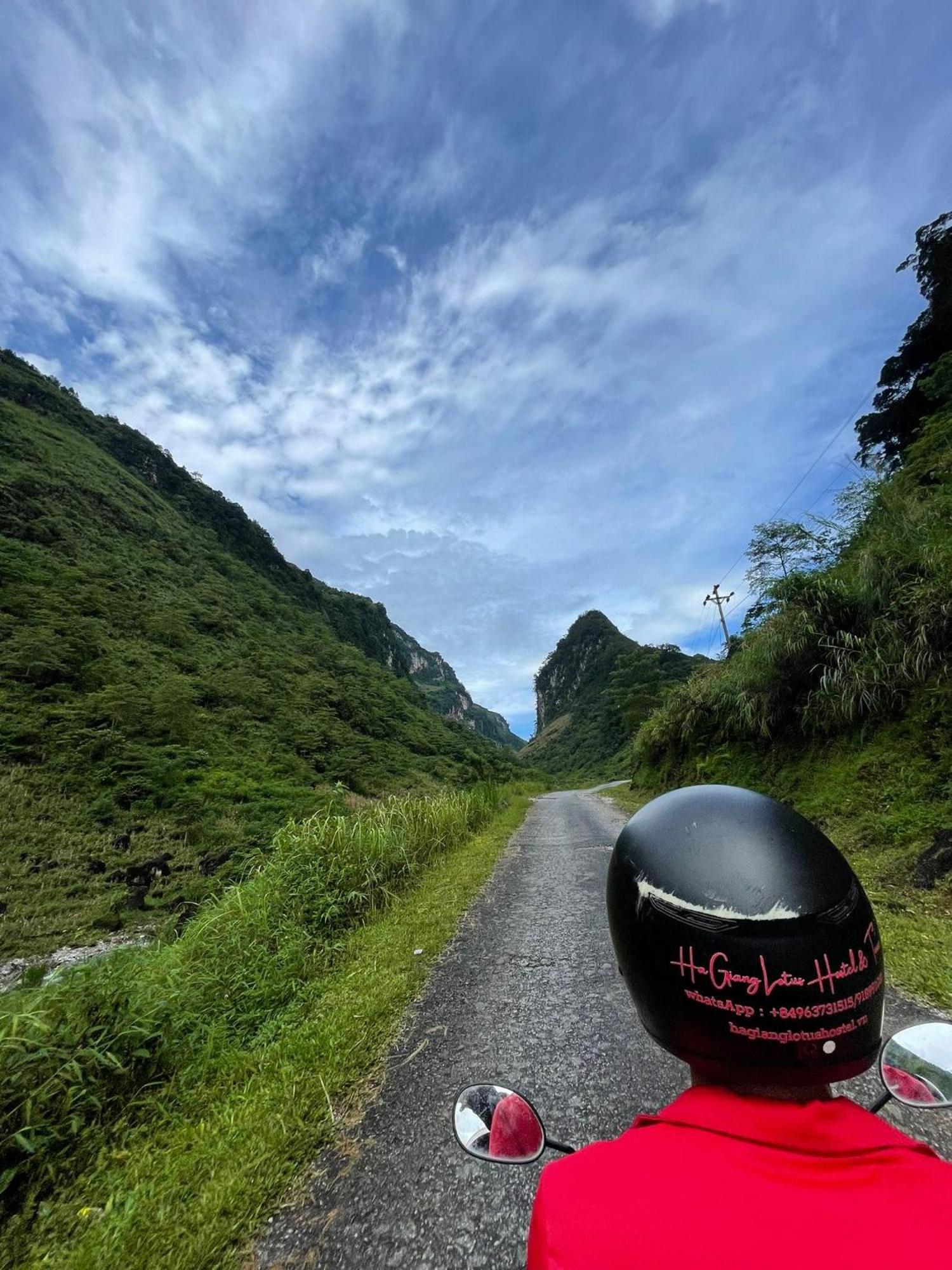 Ha Giang Lotus Hostel Motorbikes Tours Εξωτερικό φωτογραφία